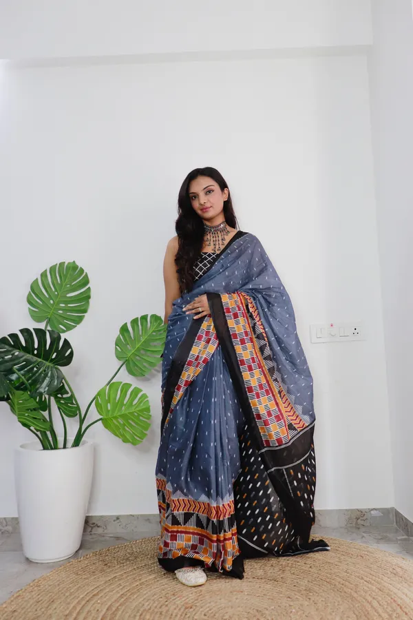 HANDICRAFT_WOMEN'S_Ikkat_PRINT_PURE_SOFT_COTTON_SAREE_WITH_BLOUSE_PIECE_With_Blouse_Piece